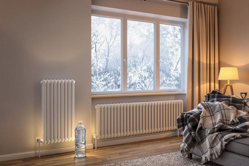 Froid intense : l'astuce de la bouteille d'eau pour chauffer sans ...